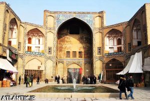 نماد سردر بازار قیصریه اصفهان